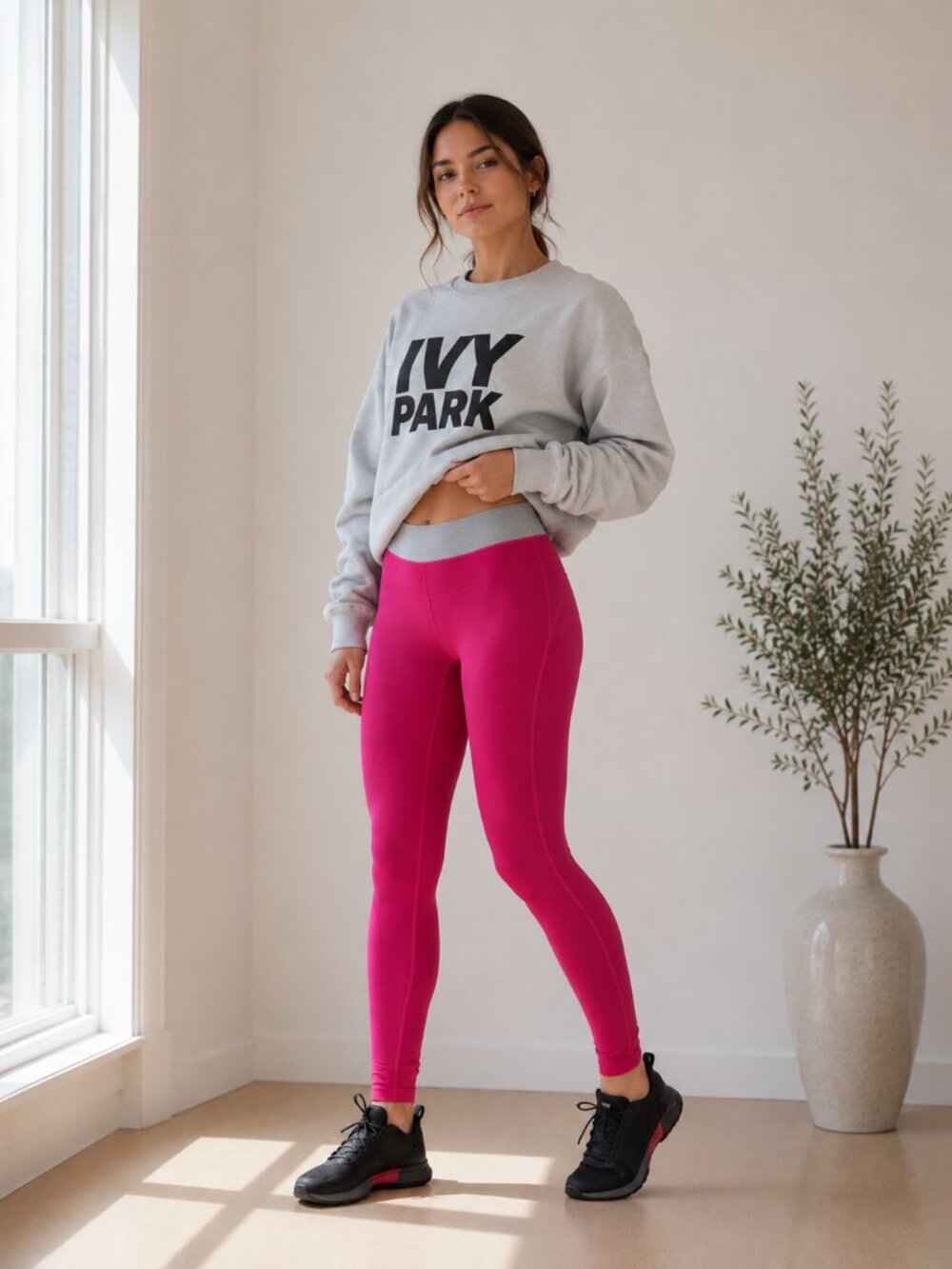 IVY PARK Bold Pink High Rise Logo Leggings Activewear NWT M 0392